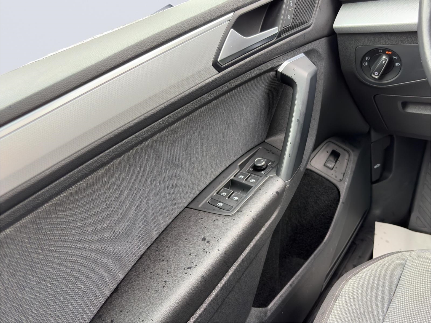 Tarraco Style 1.5TSI 110kW DSG AHZV LED GJR ACC Rückfahrkamera ParkLenkAssist Sitzheizung