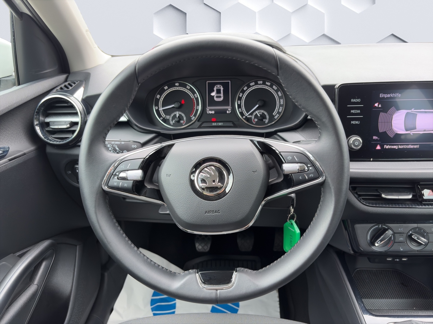 Fabia Ambition 1.0MPI 48kW LED PDC Rückfahrkamera Sitzheizung