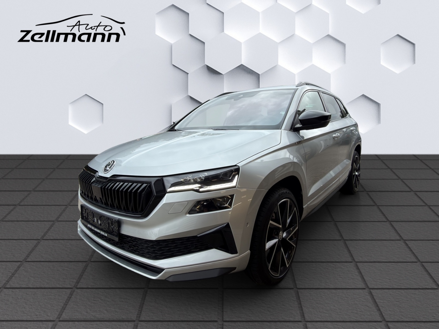 Karoq Sportline 2.0TSI 140kW 4x4 DSG MatrixLED AHZV ACC 360°Kamera DCC