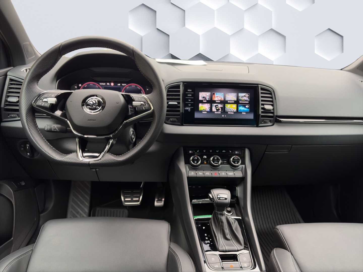 Karoq Sportline 2.0TSI 140kW 4x4 DSG MatrixLED AHZV ACC 360°Kamera DCC