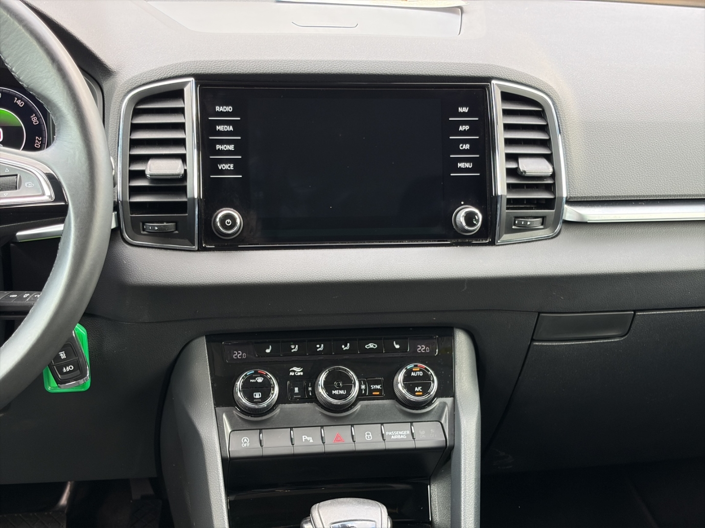 Karoq 1.5 TSI 110kW DSG LED Rückfahrkamera Sitzheizung Standheizung