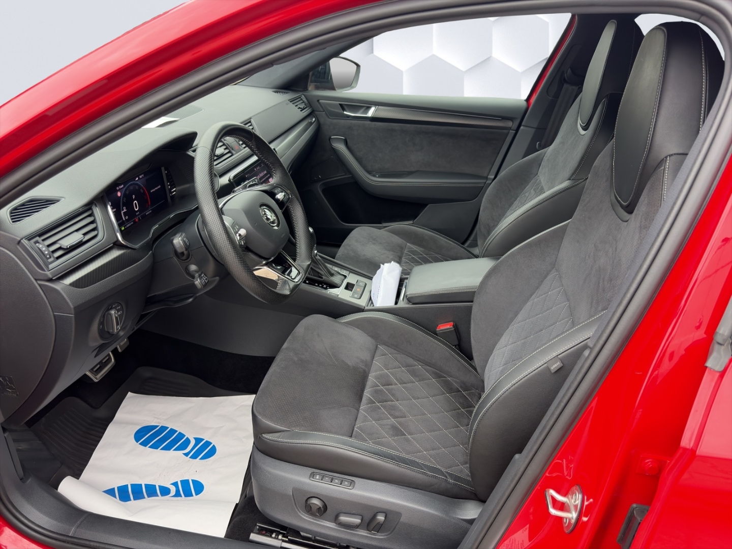 Superb Combi Sportline 2.0TSI DSG AHZV MatrixLED ACC ParkAssist 360°Kamera Sitzheizung