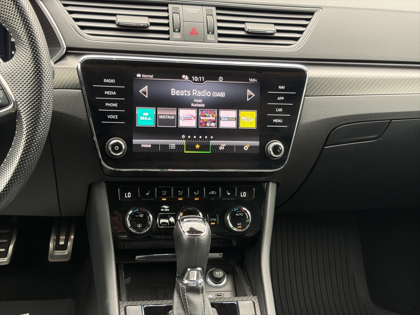 Superb Combi Sportline 2.0TSI DSG AHZV MatrixLED ACC ParkAssist 360°Kamera Sitzheizung
