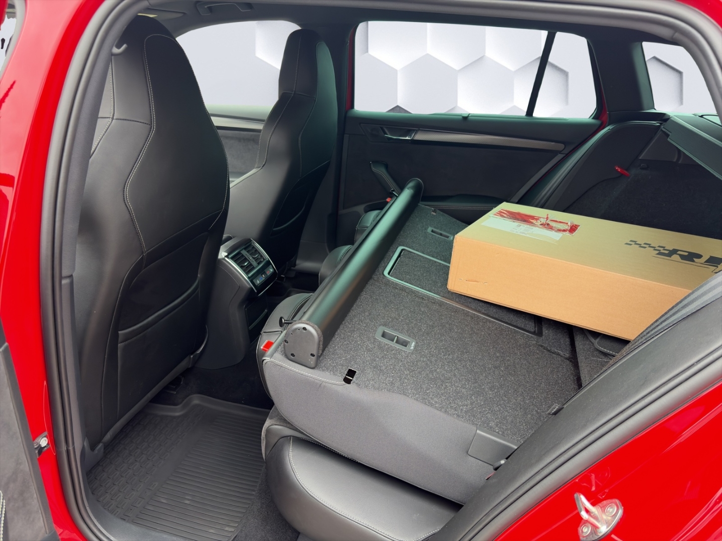 Superb Combi Sportline 2.0TSI DSG AHZV MatrixLED ACC ParkAssist 360°Kamera Sitzheizung