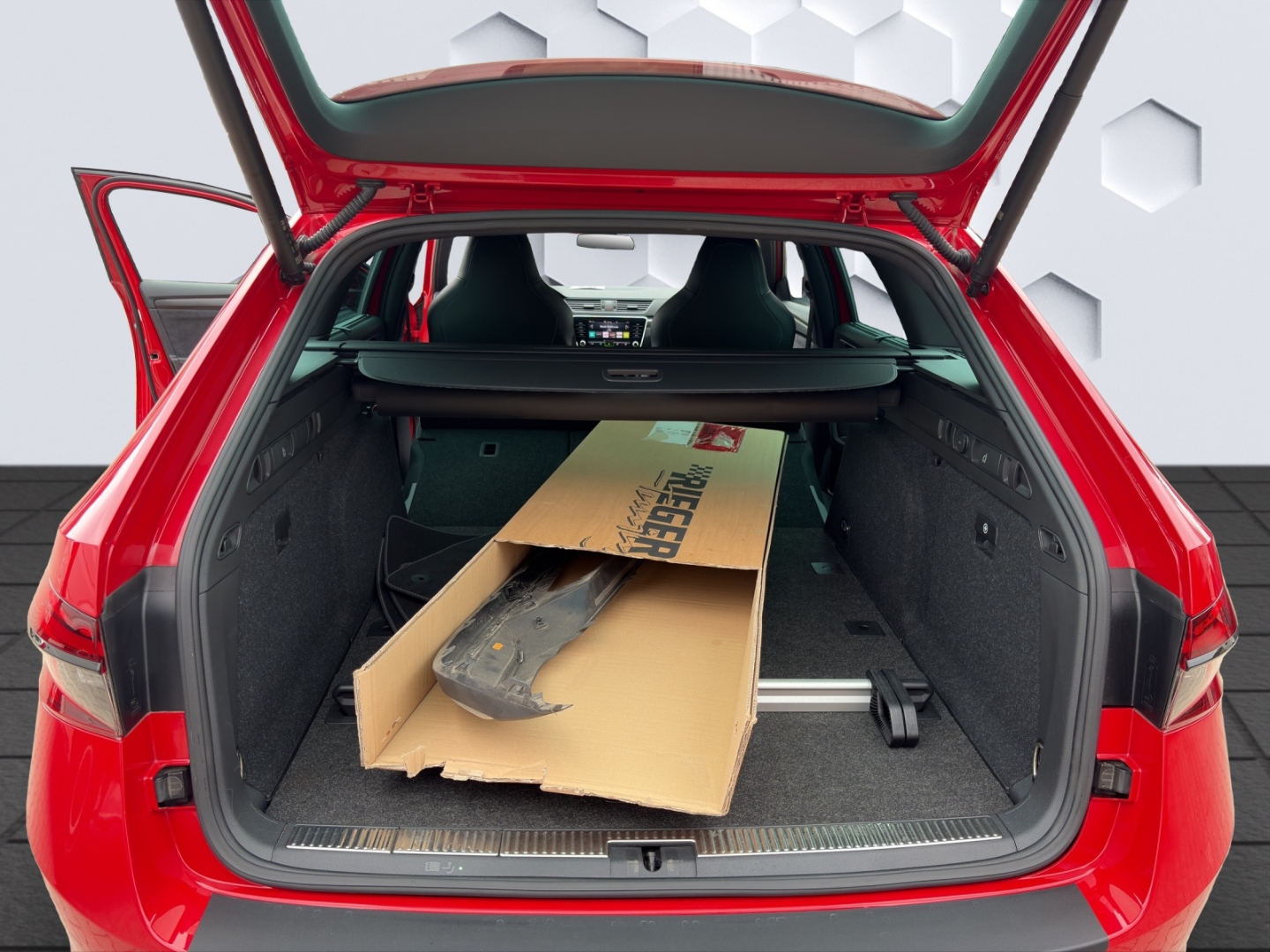 Superb Combi Sportline 2.0TSI DSG AHZV MatrixLED ACC ParkAssist 360°Kamera Sitzheizung