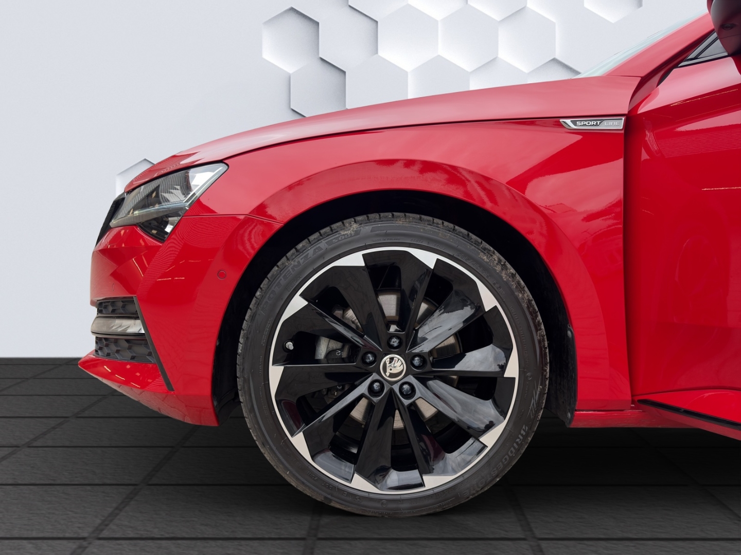 Superb Combi Sportline 2.0TSI DSG AHZV MatrixLED ACC ParkAssist 360°Kamera Sitzheizung