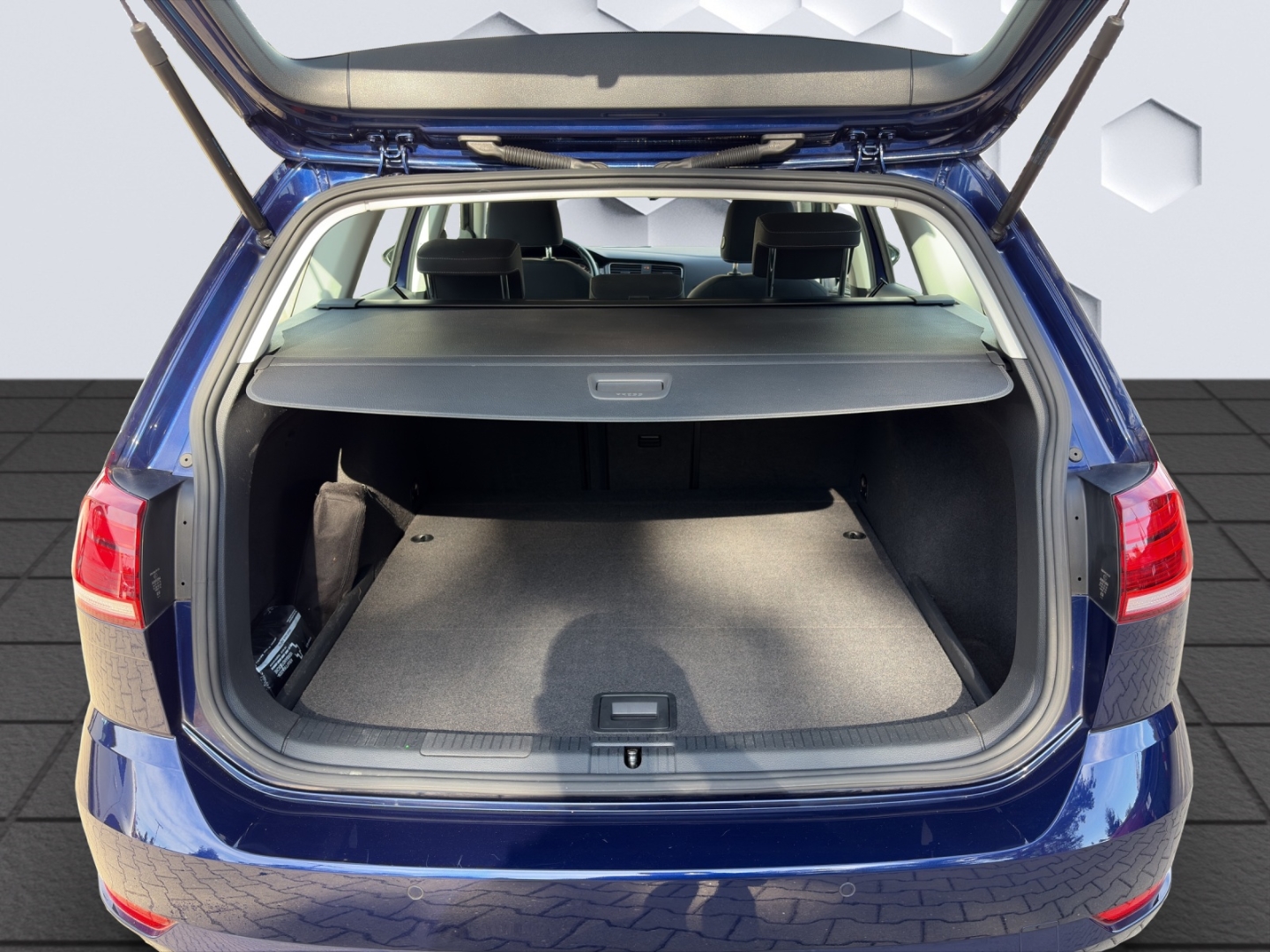 Golf Variant VII Highline 1.5TSI 110kW DSG AHZV LED ACC PDC Rückfahrkamera Sitzheizung