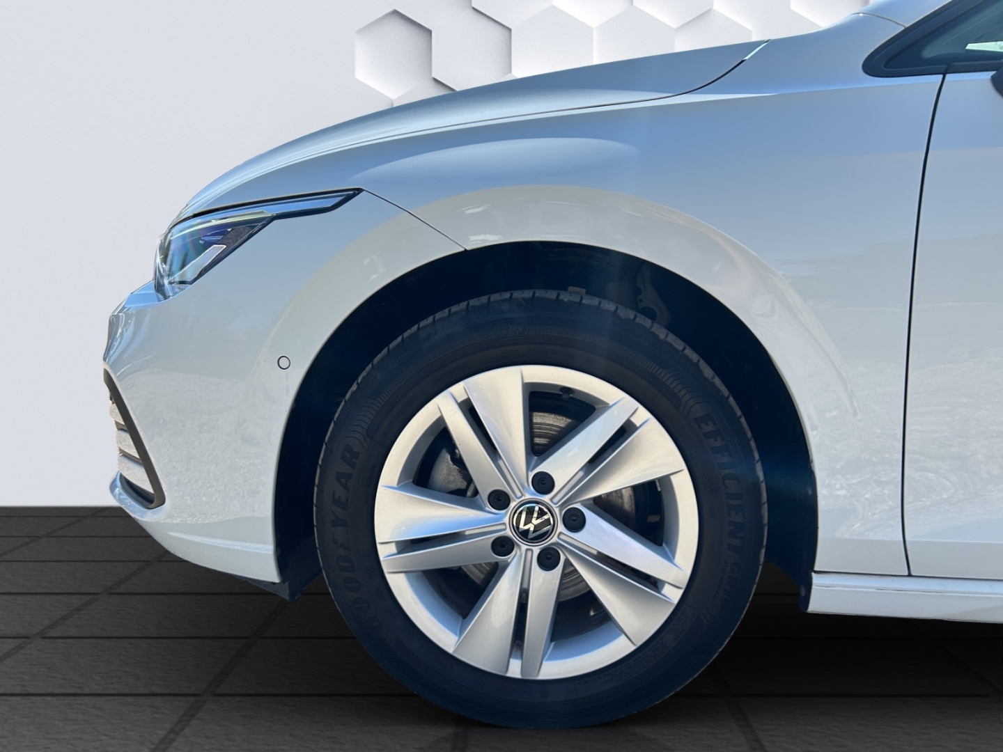 Golf Variant eTSI VIII Life 1.0eTSI DSG AHZV LED ACC ParkAssist Sitzheizung