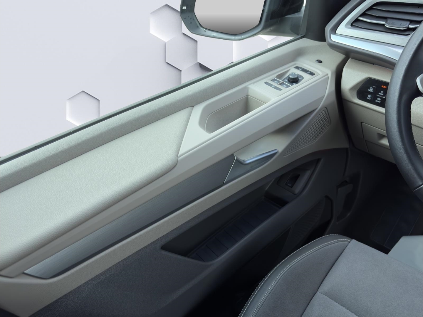 T7 Multivan Life 2.0 TDI 110KW AHZV MatrixLED ACC DCC ParkAssist 360°Kamera Sitzheizung Standheizung 7-Sitzer