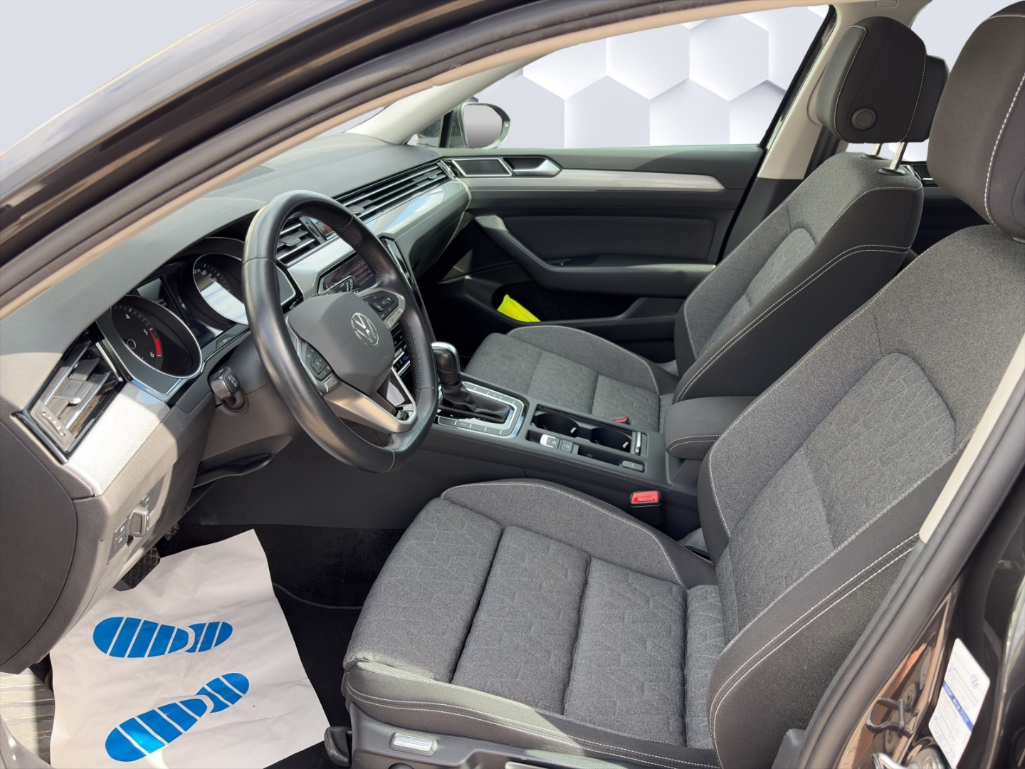 Passat Variant Business 2.0 TDI DSG AHZV LED PDC ACC