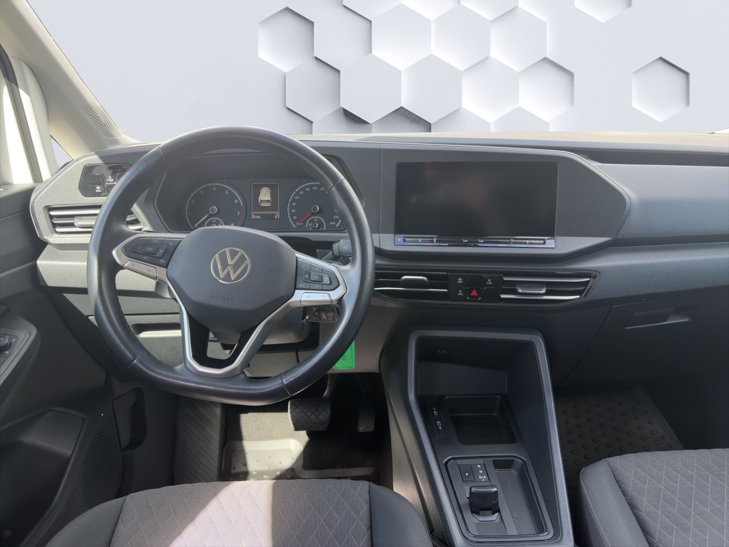 Caddy Maxi Life 1.5TSI 84 kW DSG GJR PDC Sitzheizung Klima 7-Sitzer