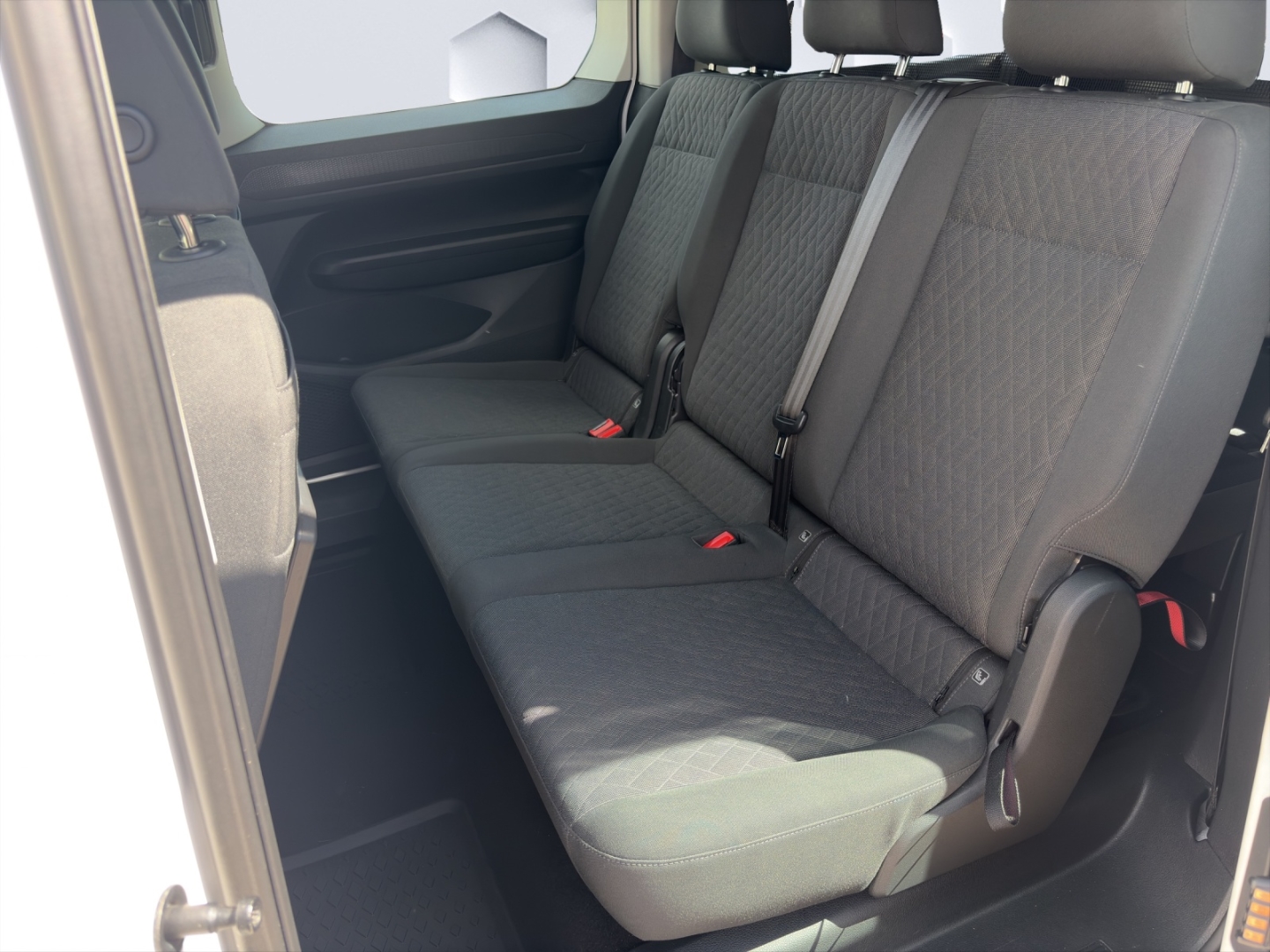 Caddy Maxi Life 1.5TSI 84 kW DSG GJR PDC Sitzheizung Klima 7-Sitzer