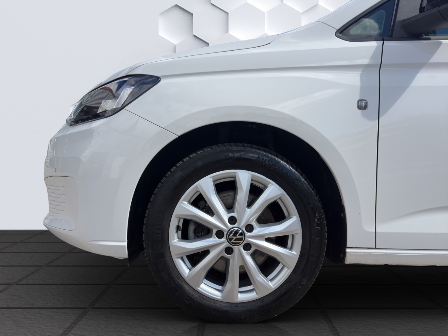 Caddy Maxi Life 1.5TSI 84 kW DSG GJR PDC Sitzheizung Klima 7-Sitzer