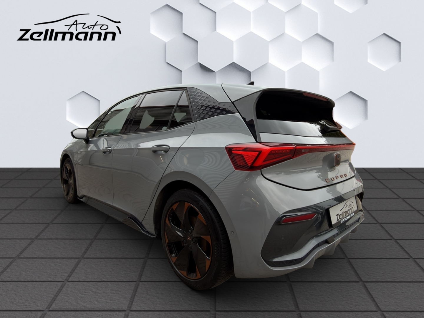 Born 150kW LED GJR ACC Rückfahrkamera ParkAssist