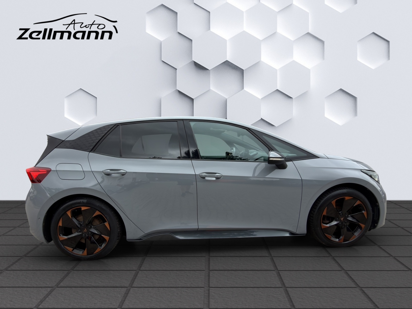 Born 150kW LED GJR ACC Rückfahrkamera ParkAssist