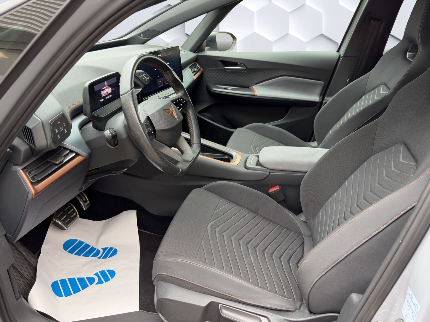 Born 150kW LED GJR ACC Rückfahrkamera ParkAssist