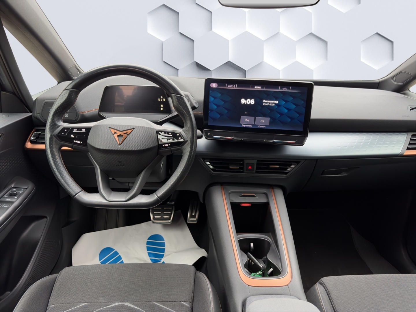 Born 150kW LED GJR ACC Rückfahrkamera ParkAssist