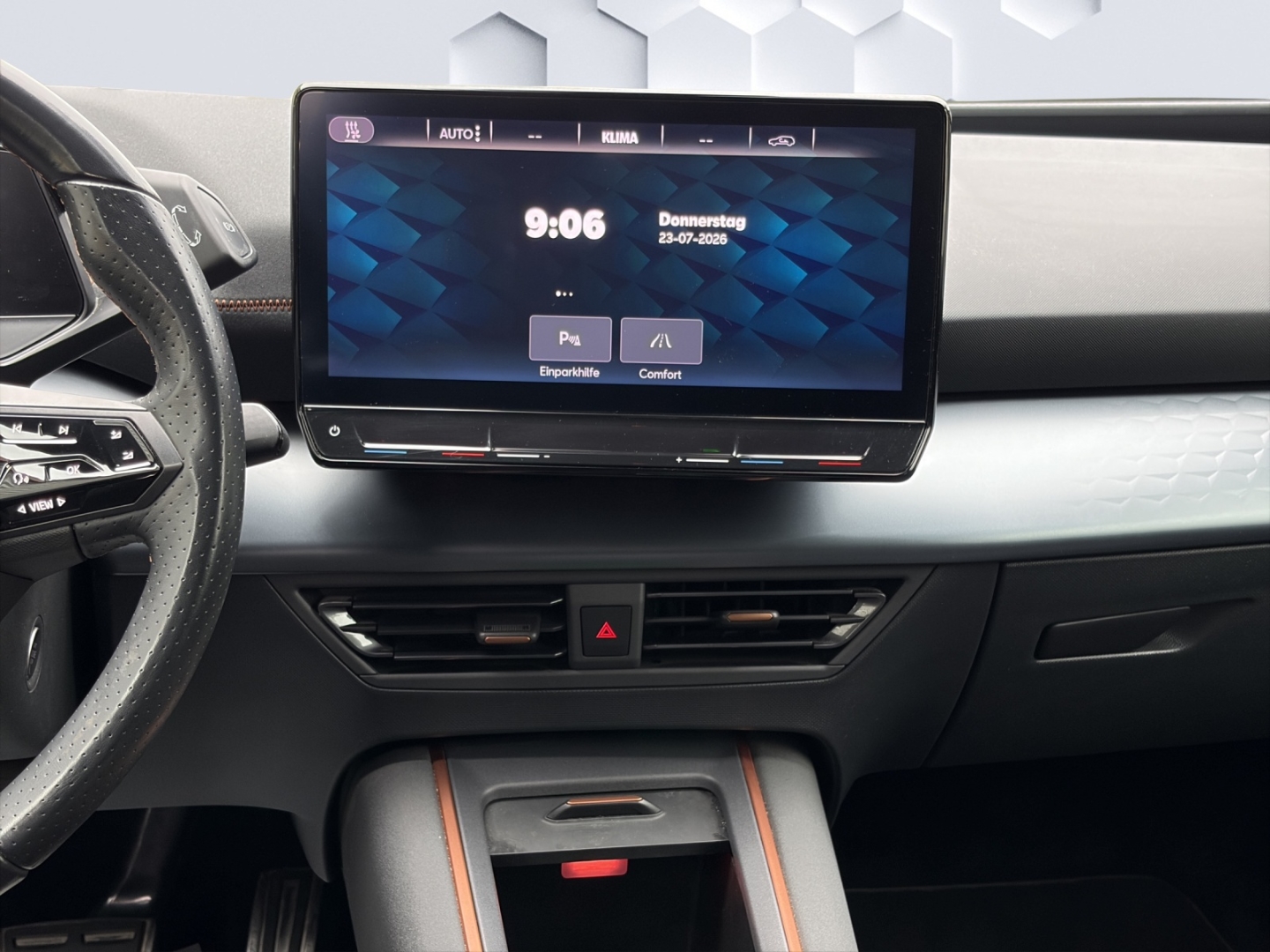 Born 150kW LED GJR ACC Rückfahrkamera ParkAssist