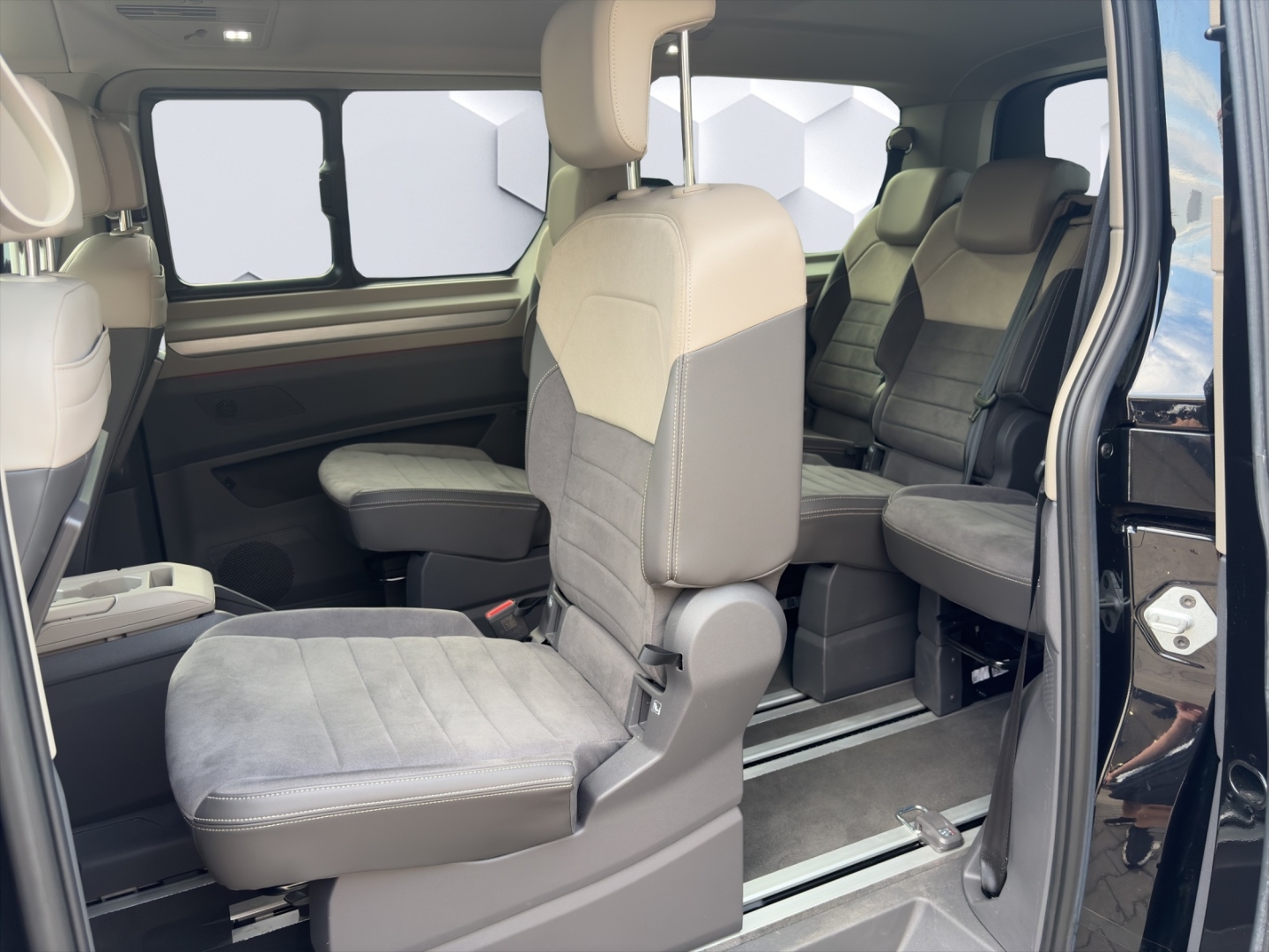 T7 Multivan lang Life 2.0TDI 110kW DSG AHZV MatrixLED ACC DCC 360°Kamera Sitzheizung Standheizung 7-Sitzer
