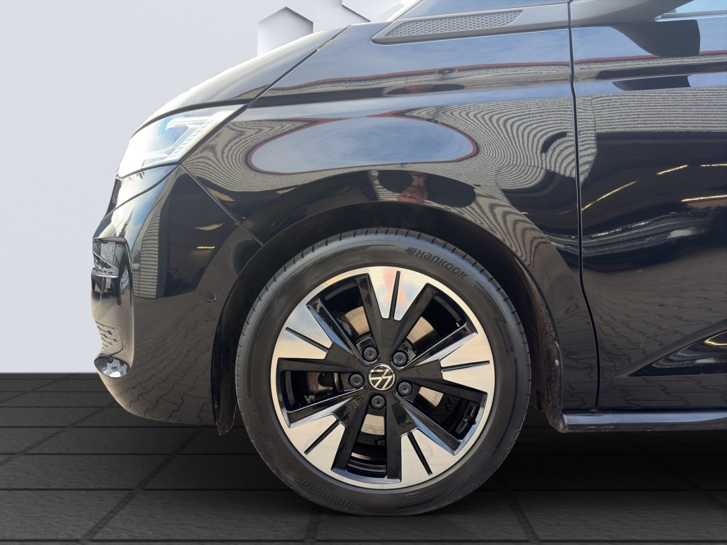 T7 Multivan lang Life 2.0TDI 110kW DSG AHZV MatrixLED ACC DCC 360°Kamera Sitzheizung Standheizung 7-Sitzer