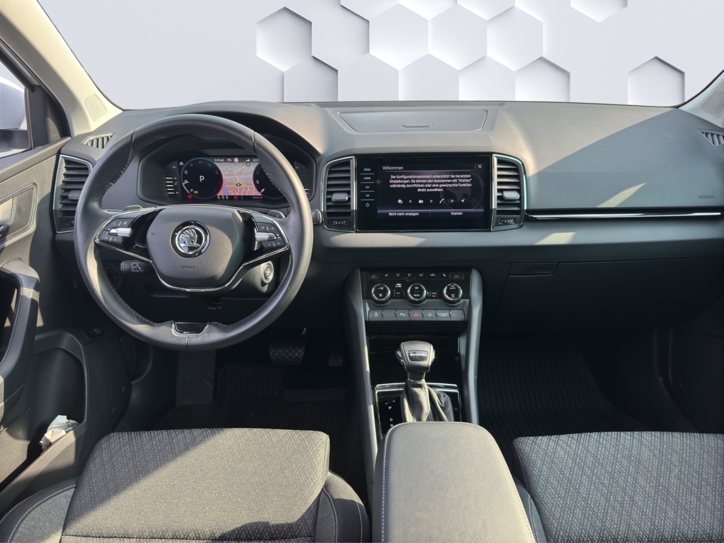 Karoq Style 1.5 TSI 110kW DSG LED PDC ACC Rückfahrkamera Sitzheizung
