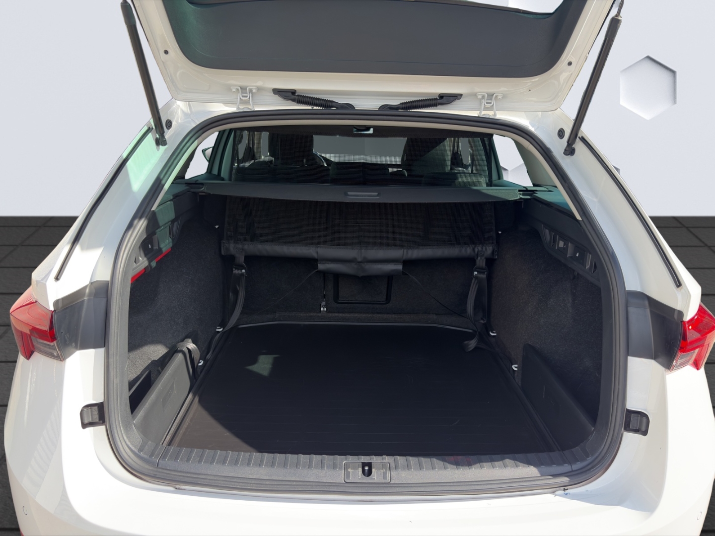 Octavia Combi Ambition 2.0 TDI SG AHZV LED ACC Sitzheizung