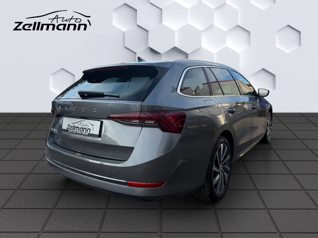 Octavia Combi Style 2.0TDI 110kW DSG MatrixLED PanoDach HuD ACC ParkAssist 360°Kamera Sitzheizung