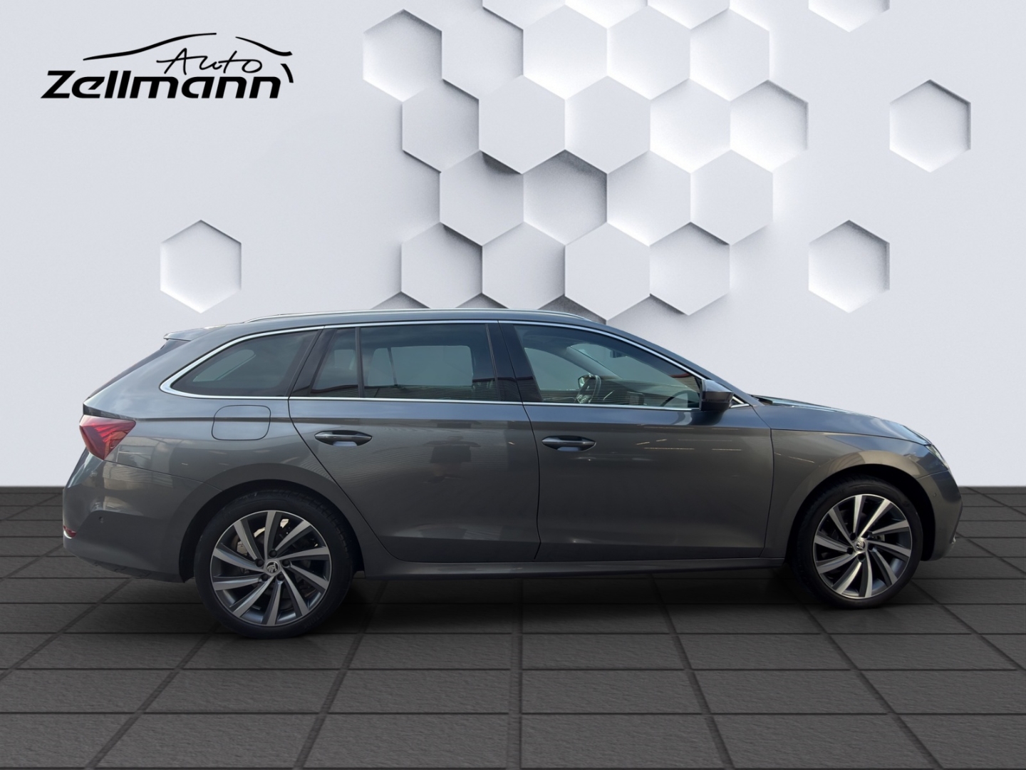 Octavia Combi Style 2.0TDI 110kW DSG MatrixLED PanoDach HuD ACC ParkAssist 360°Kamera Sitzheizung