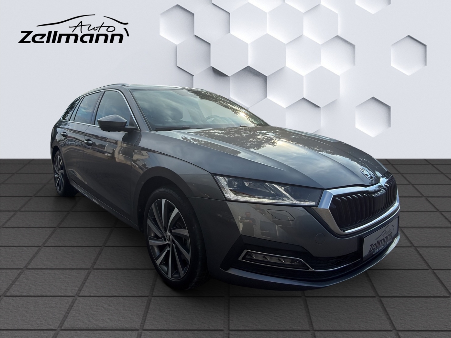 Octavia Combi Style 2.0TDI 110kW DSG MatrixLED PanoDach HuD ACC ParkAssist 360°Kamera Sitzheizung