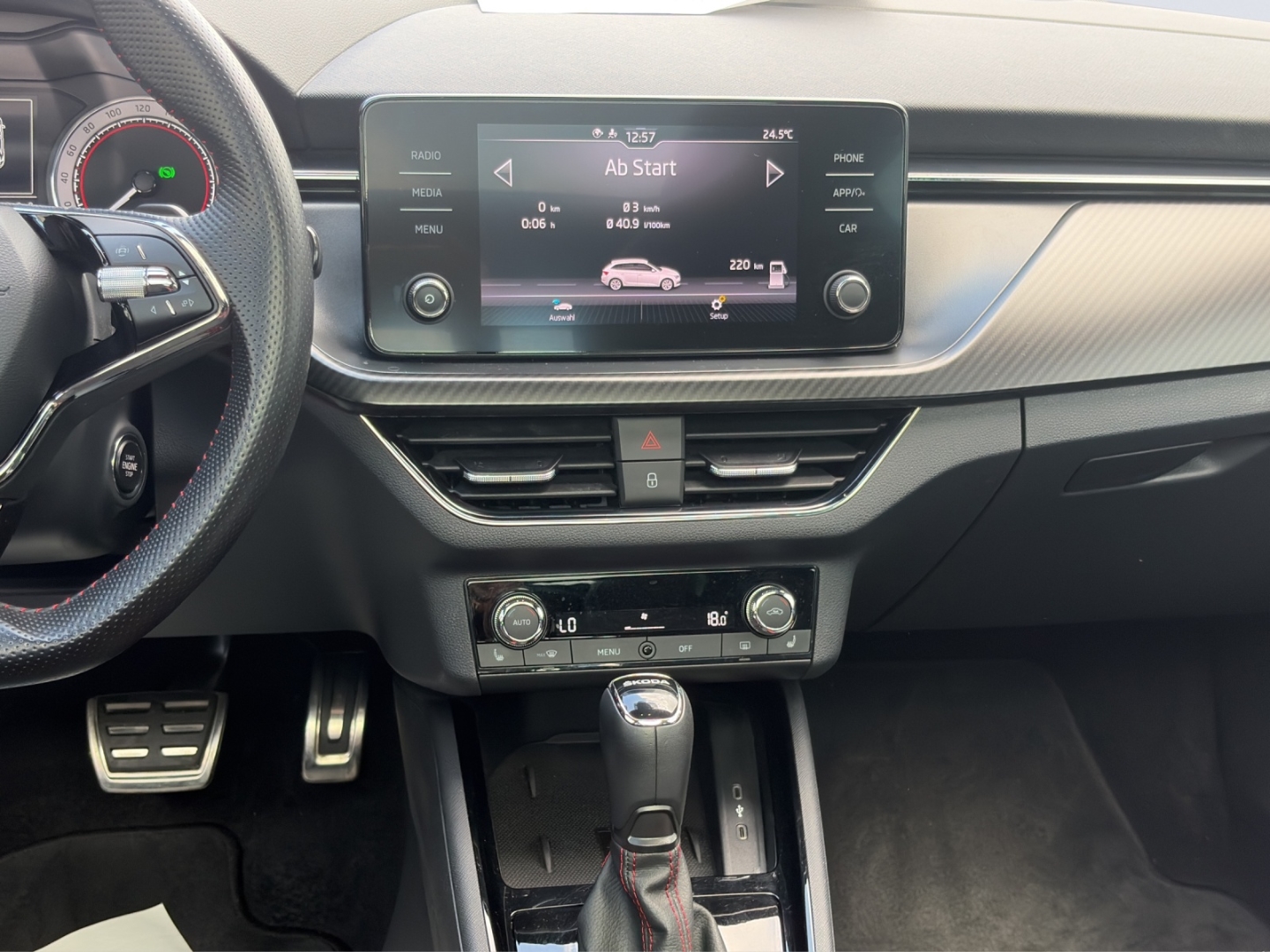 Scala Monte Carlo 1.0TSI 81kW DSG LED PanoDach PDC Sitzheizung