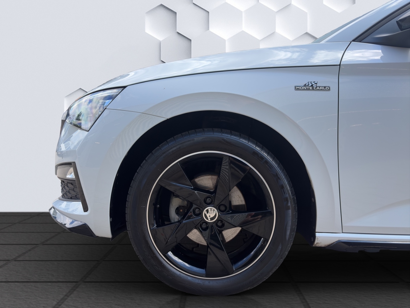 Scala Monte Carlo 1.0TSI 81kW DSG LED PanoDach PDC Sitzheizung