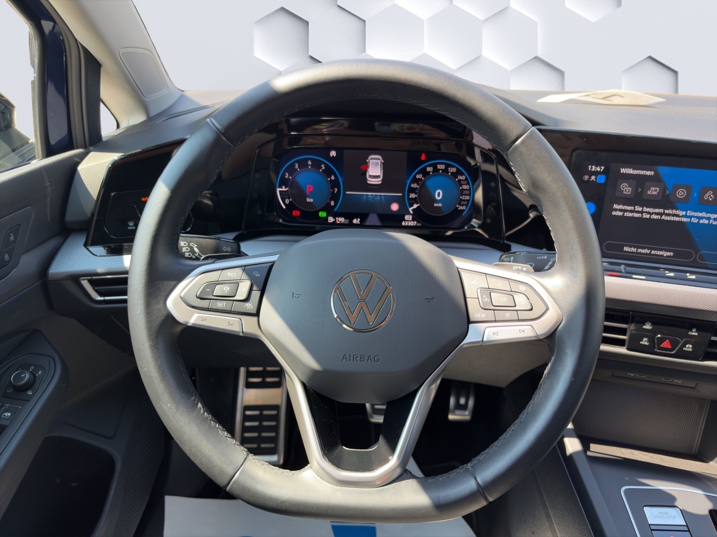 Golf Variant VIII 1.5eTSI DSG Active LED ACC Rückfahrkamera ParkAssist Sitzheizung