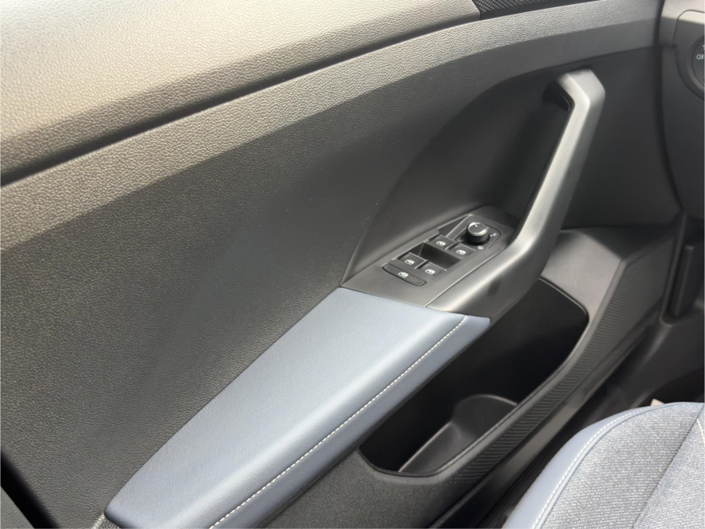 T-Cross Style 1.5TSI 110kW MatrixLED GJR ACC ParkAssist Rückfahrkamera Sitzheizung