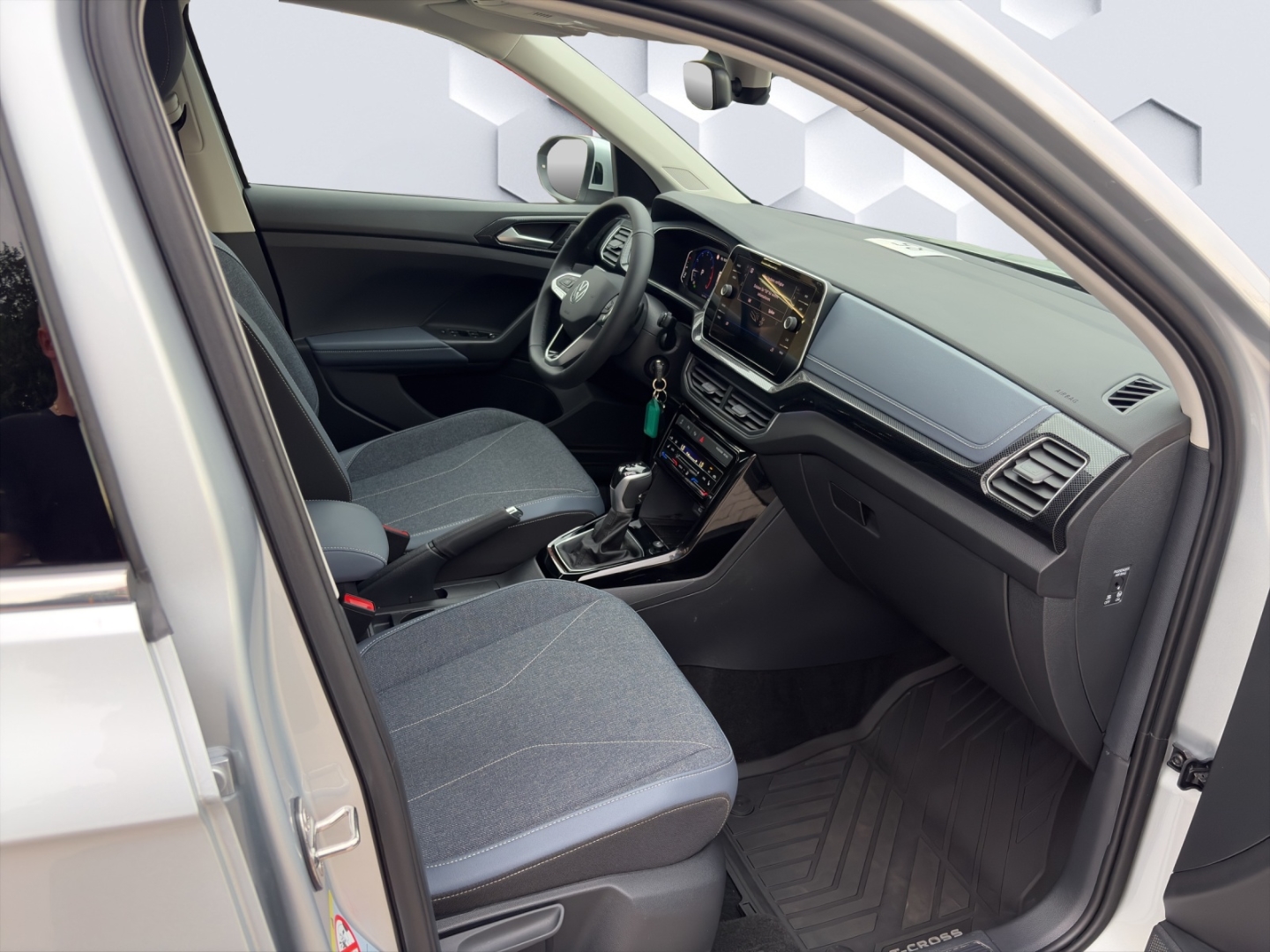 T-Cross Style 1.5TSI 110kW MatrixLED GJR ACC ParkAssist Rückfahrkamera Sitzheizung