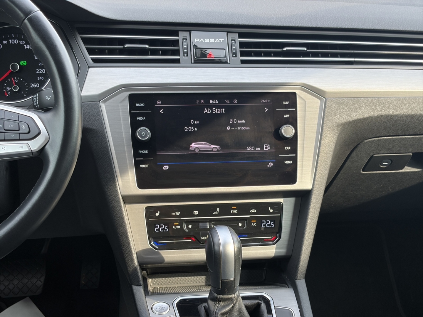 Passat Basis 2.0TDI 90kW DSG LED GJR PDC ACC Rückfahrkamera Sitzheizung