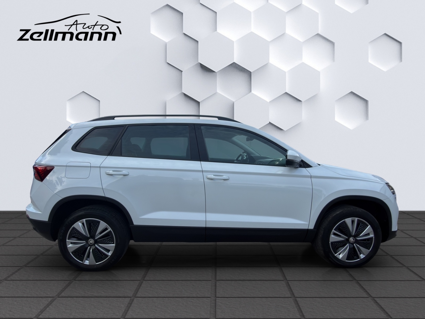 Karoq Ambition 1.5TSI DSG LED PDC Sitzheizung Standheizung