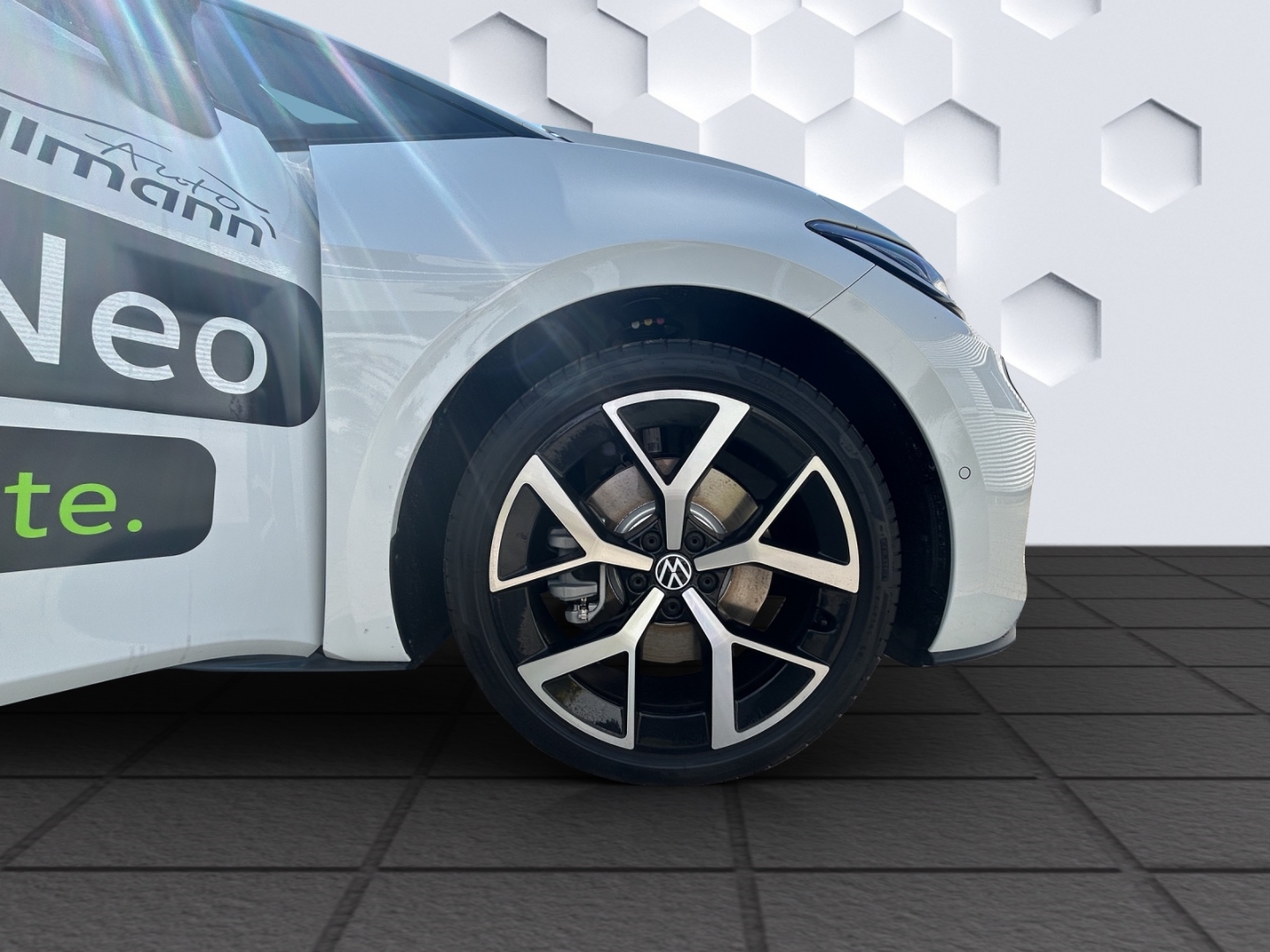ID.3 Neo Style 170KW Automatik MatrixLED Harman Kardon 360° Kamera