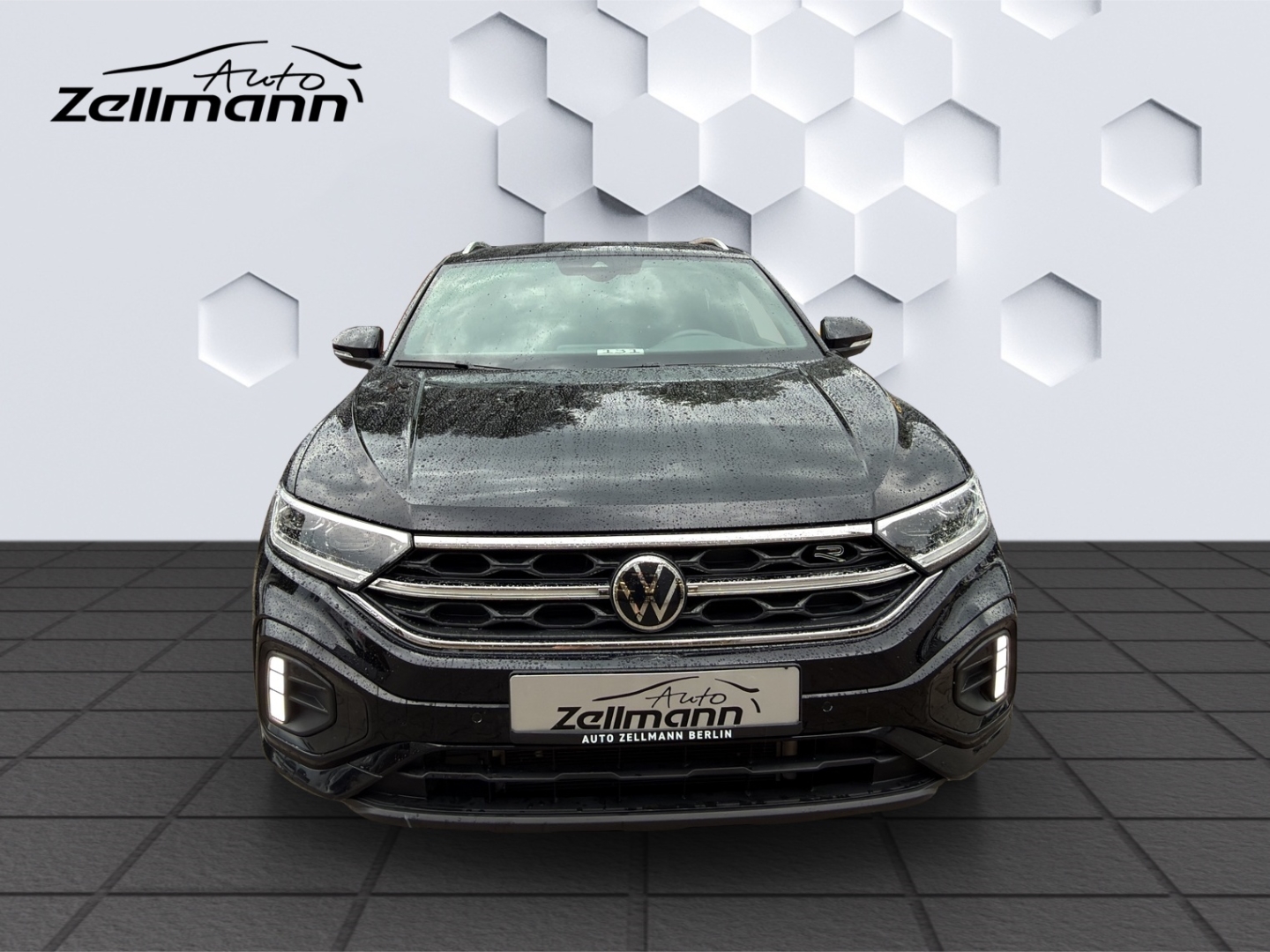 T-Roc R-Line 2.0TSI 140kW 4M DSG MatrixLED PanoDach ACC Rückfahrkamera ParkAssist Sitzheizung