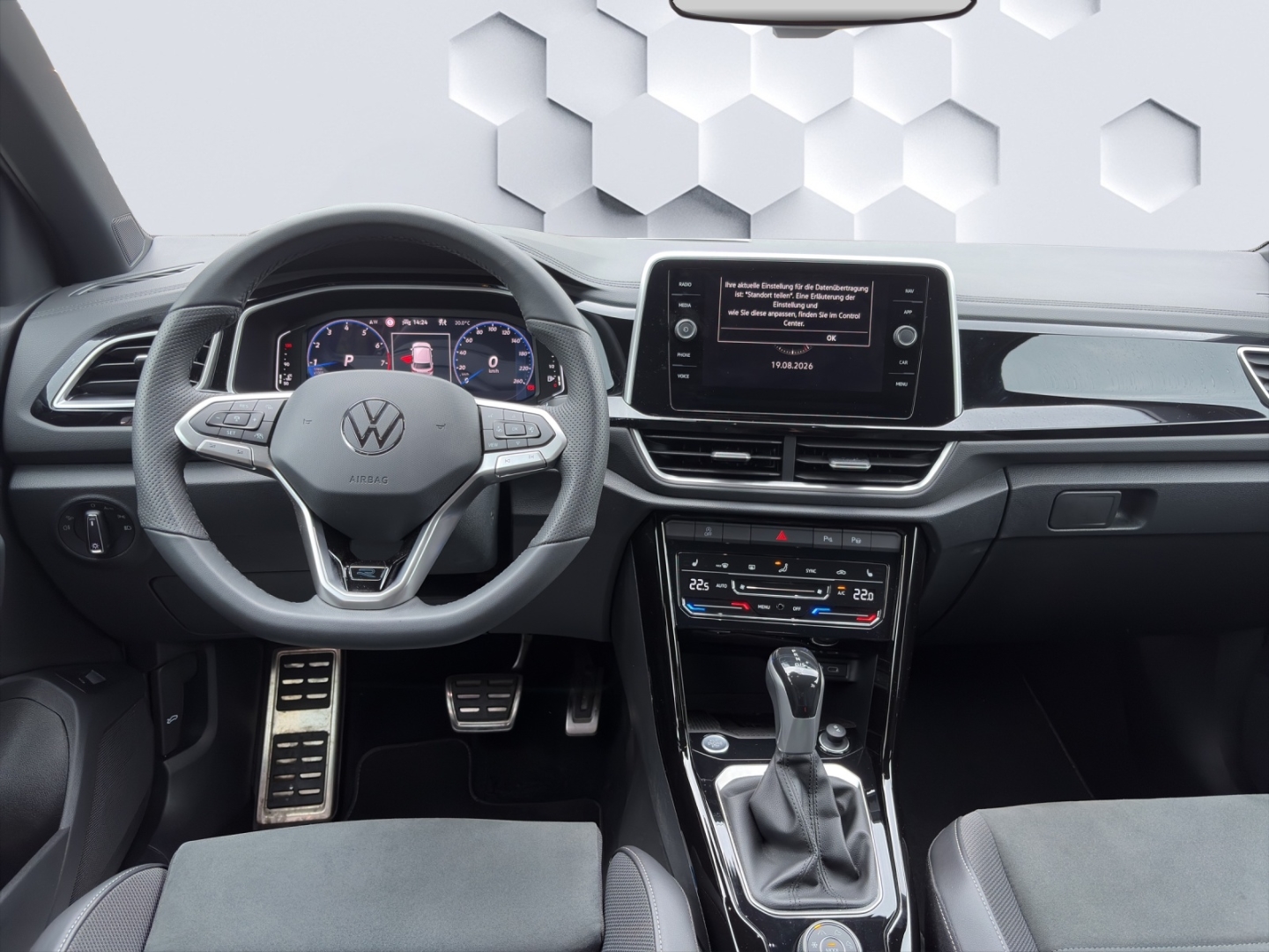 T-Roc R-Line 2.0TSI 140kW 4M DSG MatrixLED PanoDach ACC Rückfahrkamera ParkAssist Sitzheizung
