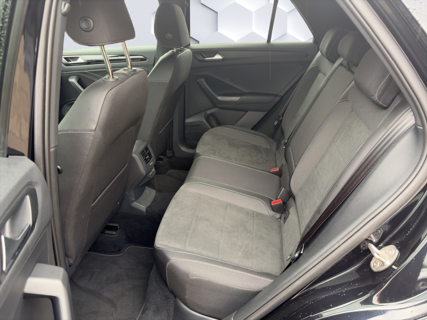 T-Roc R-Line 2.0TSI 140kW 4M DSG MatrixLED PanoDach ACC Rückfahrkamera ParkAssist Sitzheizung
