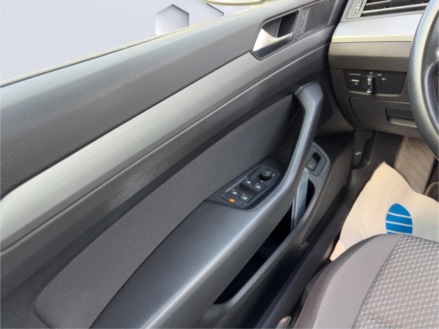 Passat Conceptline 2.0TDI 90kW DSG LED PDC Rückfahrkamera Sitzheizung