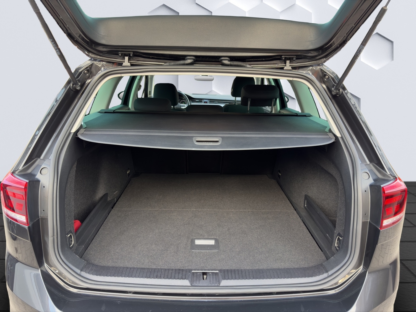 Passat Conceptline 2.0TDI 90kW DSG LED PDC Rückfahrkamera Sitzheizung