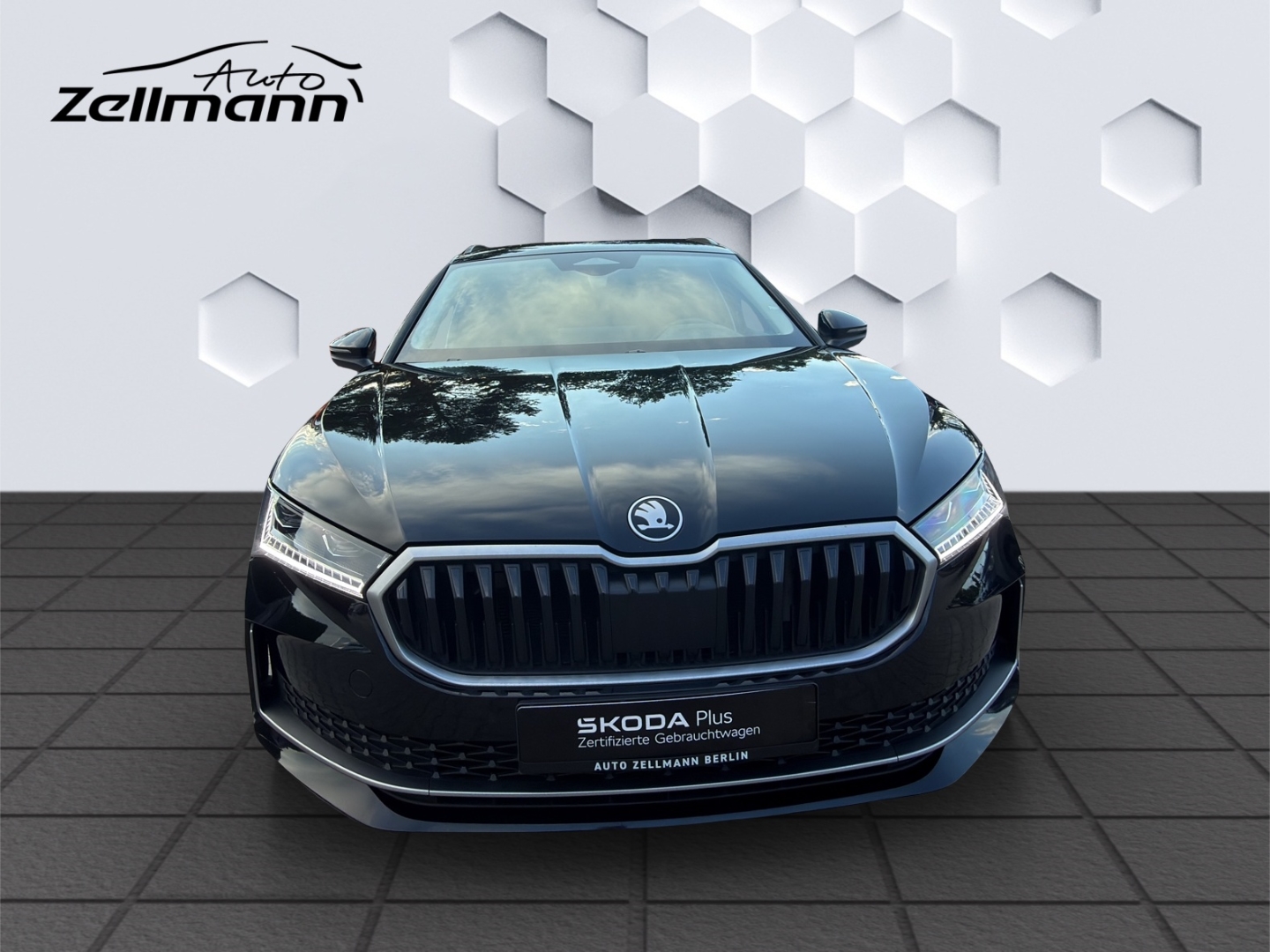 Superb Combi Selection 2.0TDI 110kW DSG AHZV MatrixLED GJR ACC Rückfahrkamera Sitzheizung
