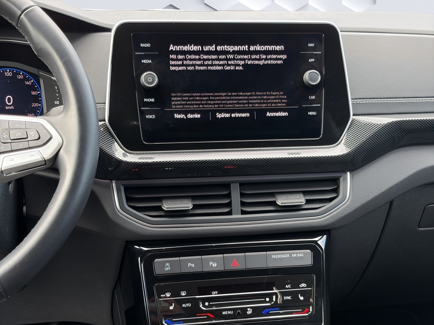 T-Cross R-Line 1.5TSI 110kW MatrixLED ACC ParkAssist Sitzheizung