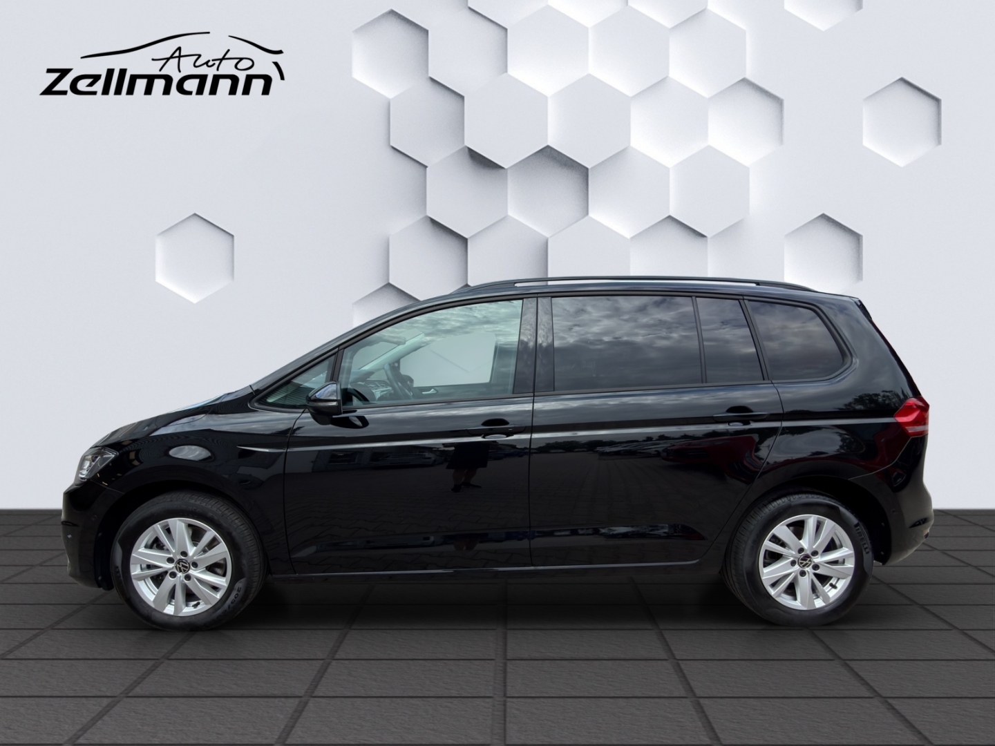 Touran Comfortline 2.0TDI 110kW DSG AHZV LED ACC Rückfahrkamera TrailerAssist Sitzheizung
