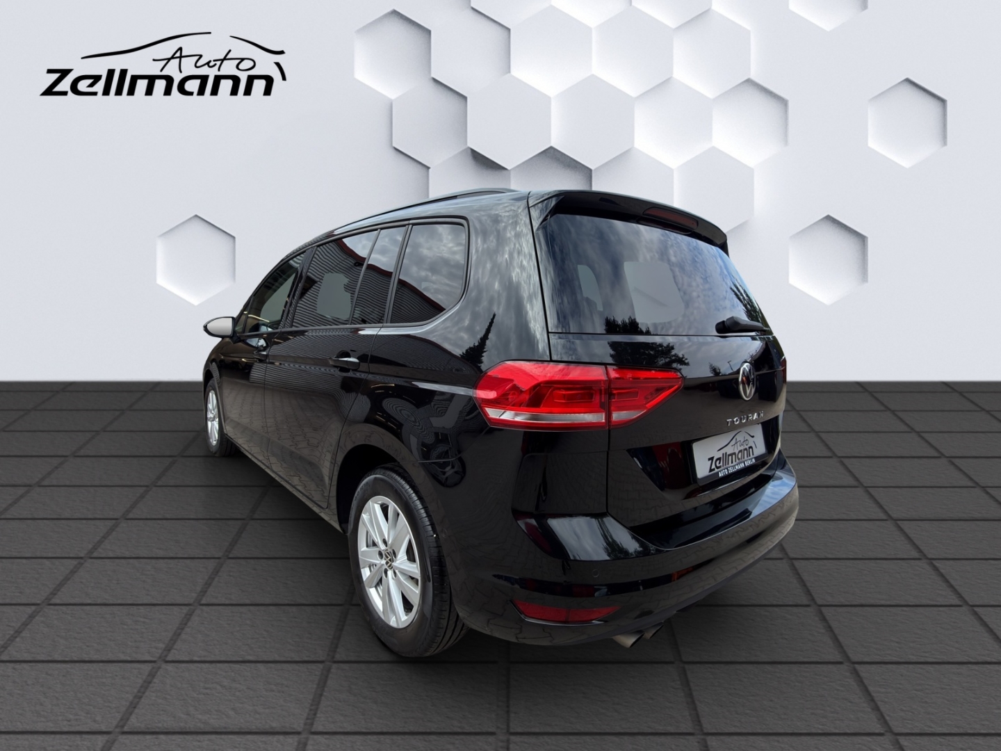 Touran Comfortline 2.0TDI 110kW DSG AHZV LED ACC Rückfahrkamera TrailerAssist Sitzheizung