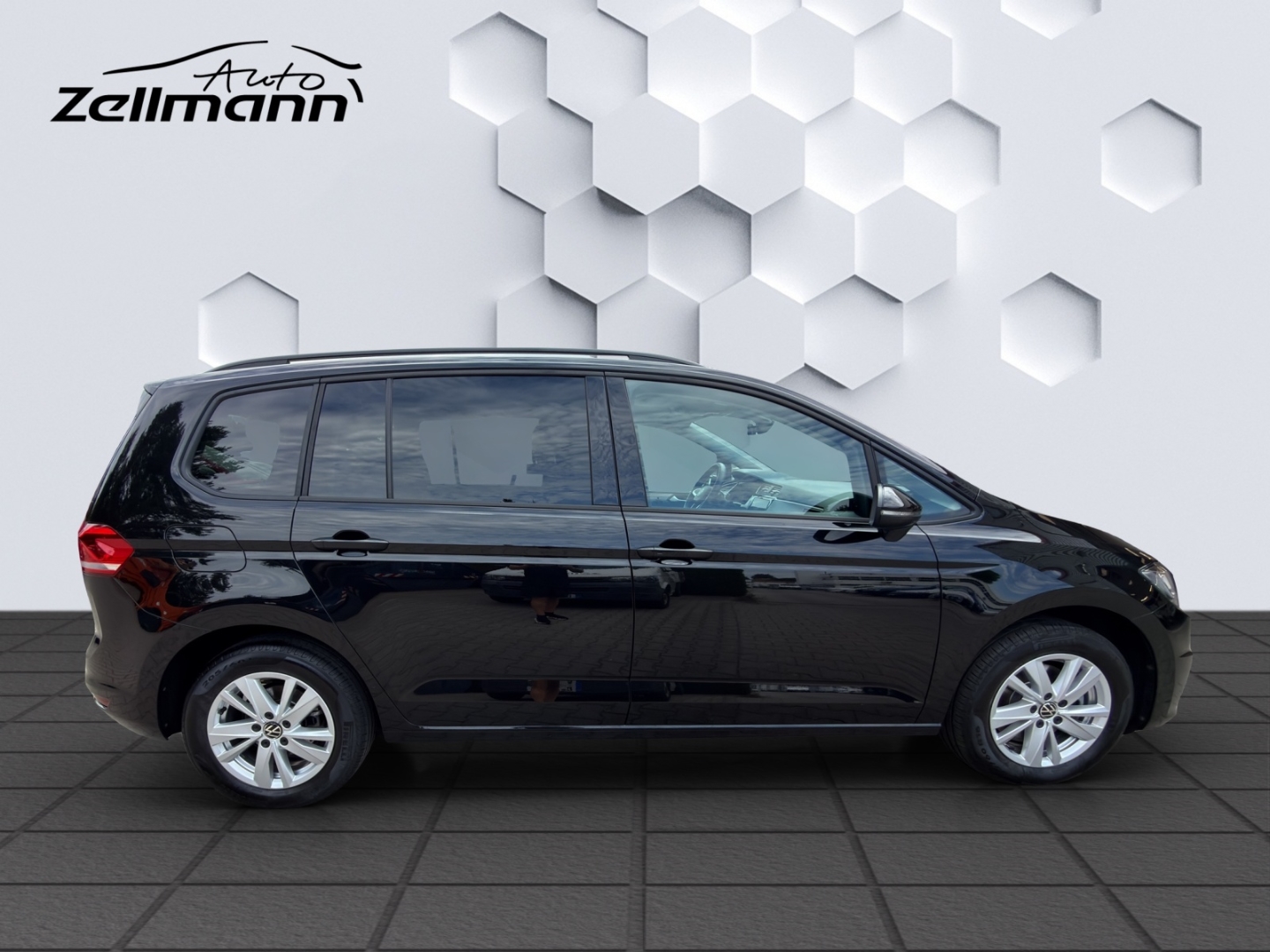 Touran Comfortline 2.0TDI 110kW DSG AHZV LED ACC Rückfahrkamera TrailerAssist Sitzheizung