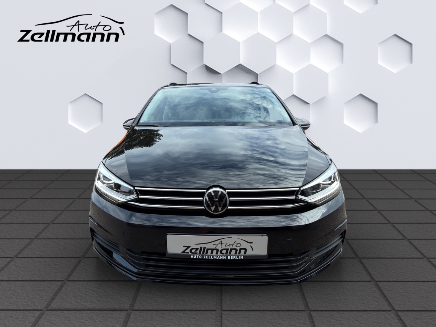 Touran Comfortline 2.0TDI 110kW DSG AHZV LED ACC Rückfahrkamera TrailerAssist Sitzheizung