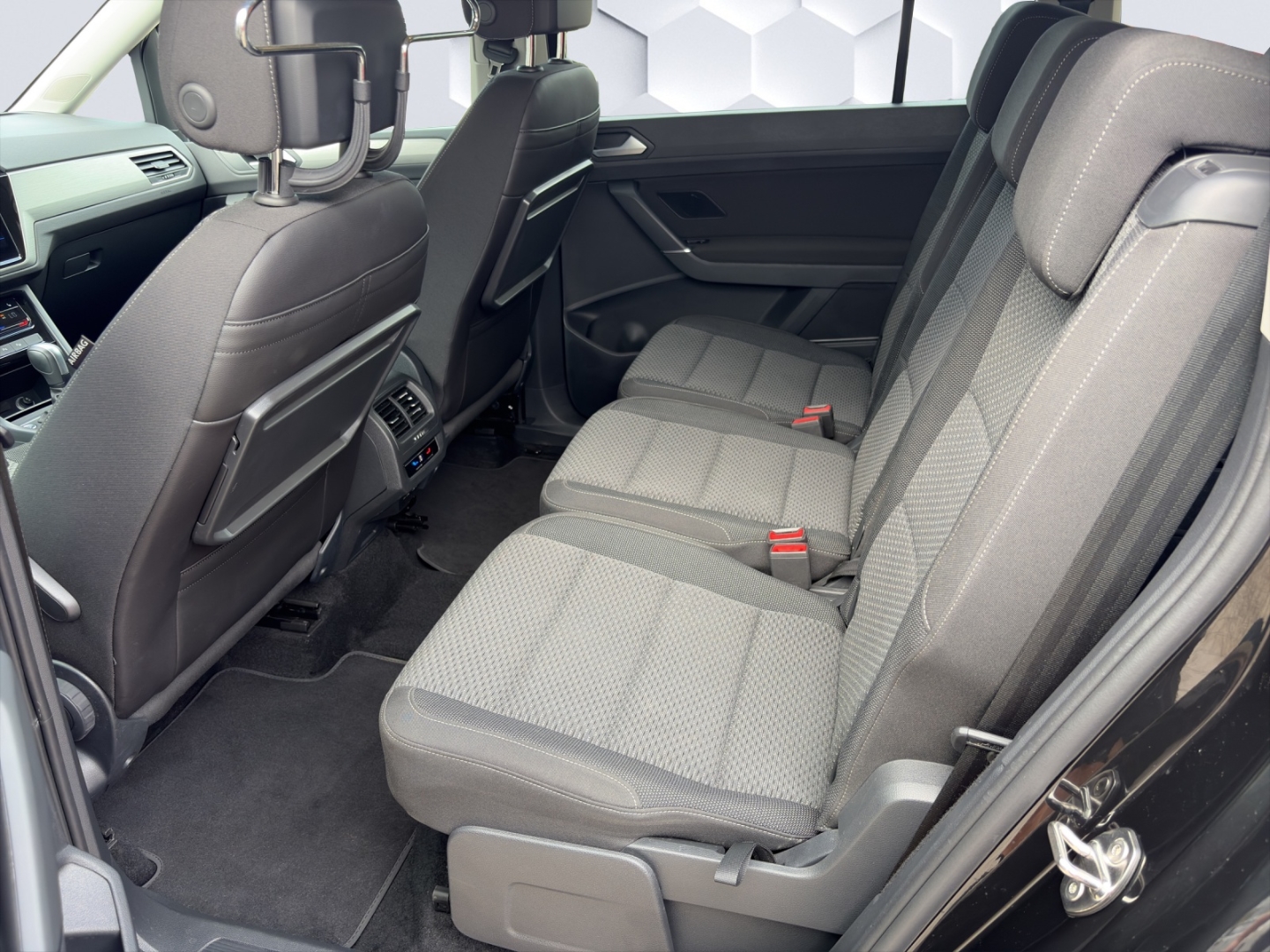 Touran Comfortline 2.0TDI 110kW DSG AHZV LED ACC Rückfahrkamera TrailerAssist Sitzheizung