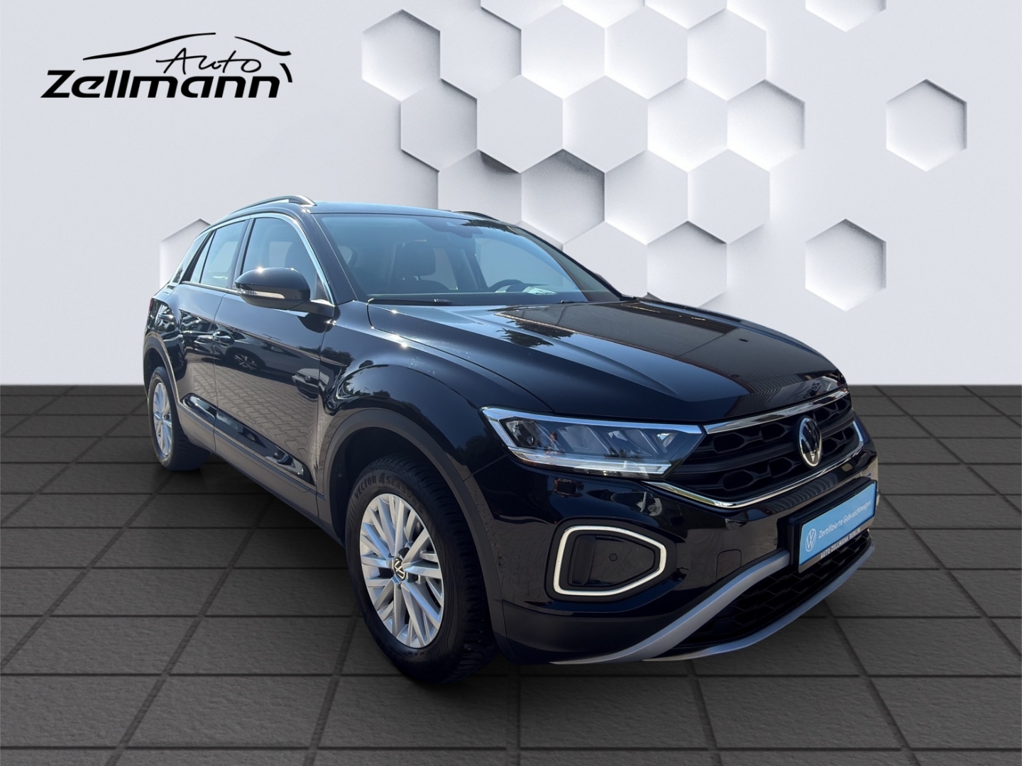 T-Roc Life 1.5TSI 110kW DSG AHZV LED GJR ParkAssist Sitzheizung